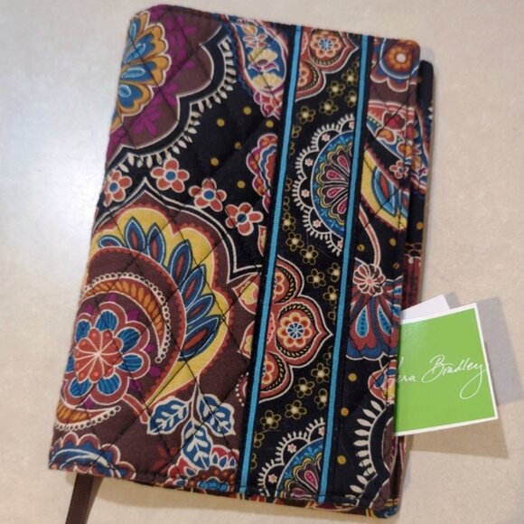 Vera Bradley Quilted Fabric Paperback Book Cover in Ret. Kensington Pattern NWT - Picture 6 of 7